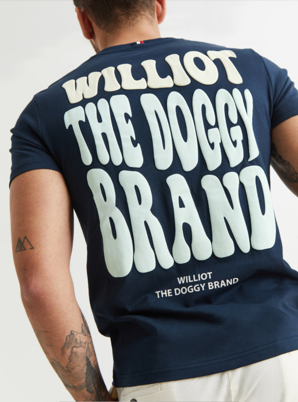 CAMISETA WILLIOT GROOVY AZUL MARINO