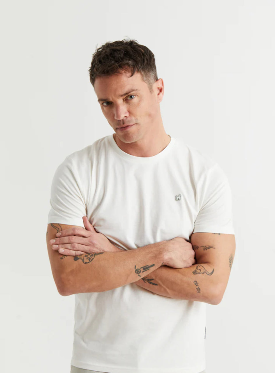 CAMISETA LOGO CLÁSICA BLANCO ROTO
