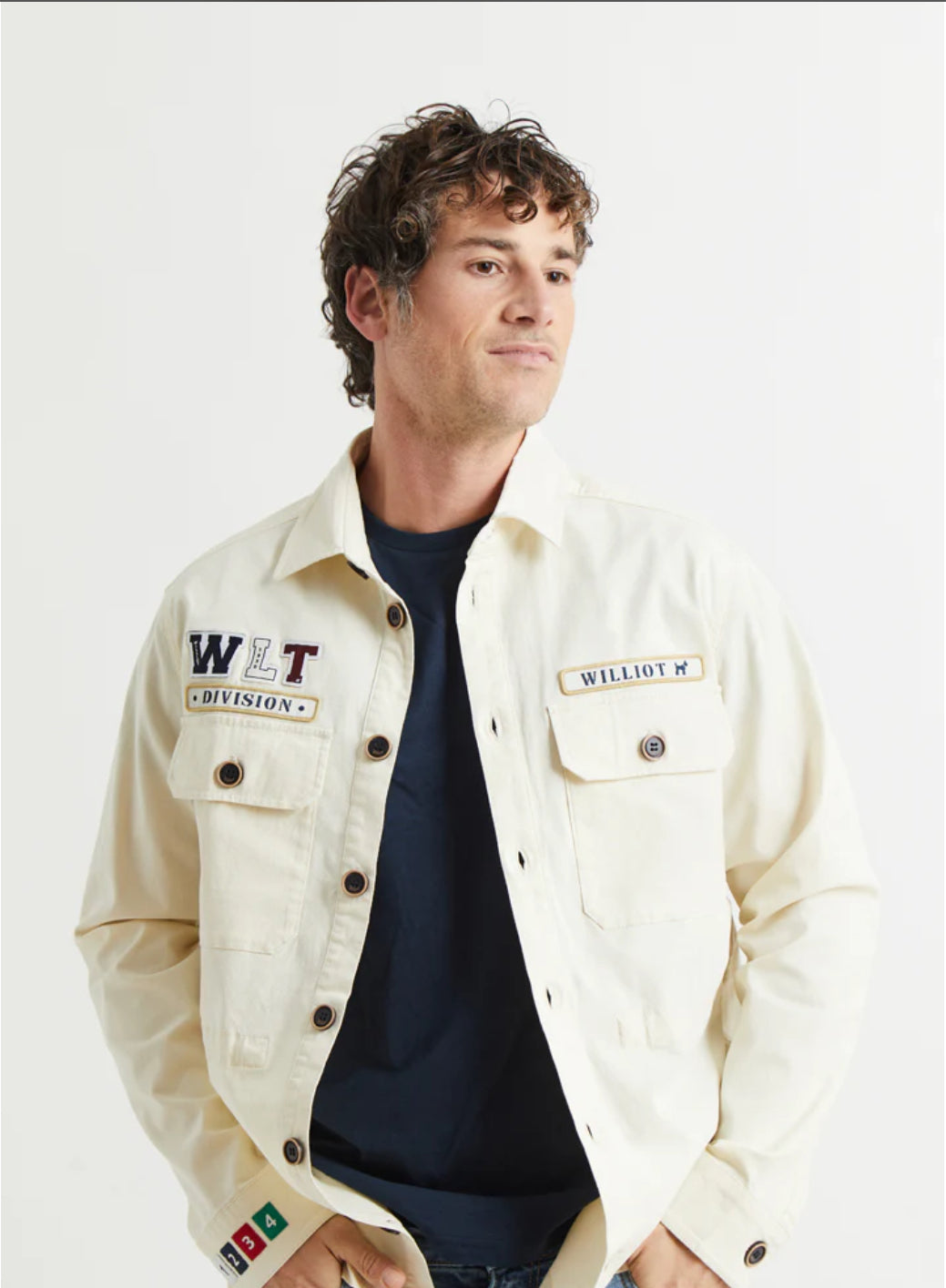 SOBRECAMISA CON PARCHES WILLIOT