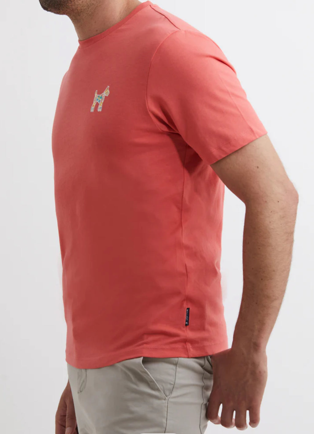 CAMISETA LOGO ÉTNICO CORAL WILLIOT