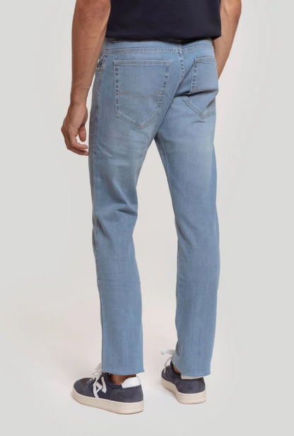 PANTALON TEJANO AZUL CLARO A LA VAQUERA