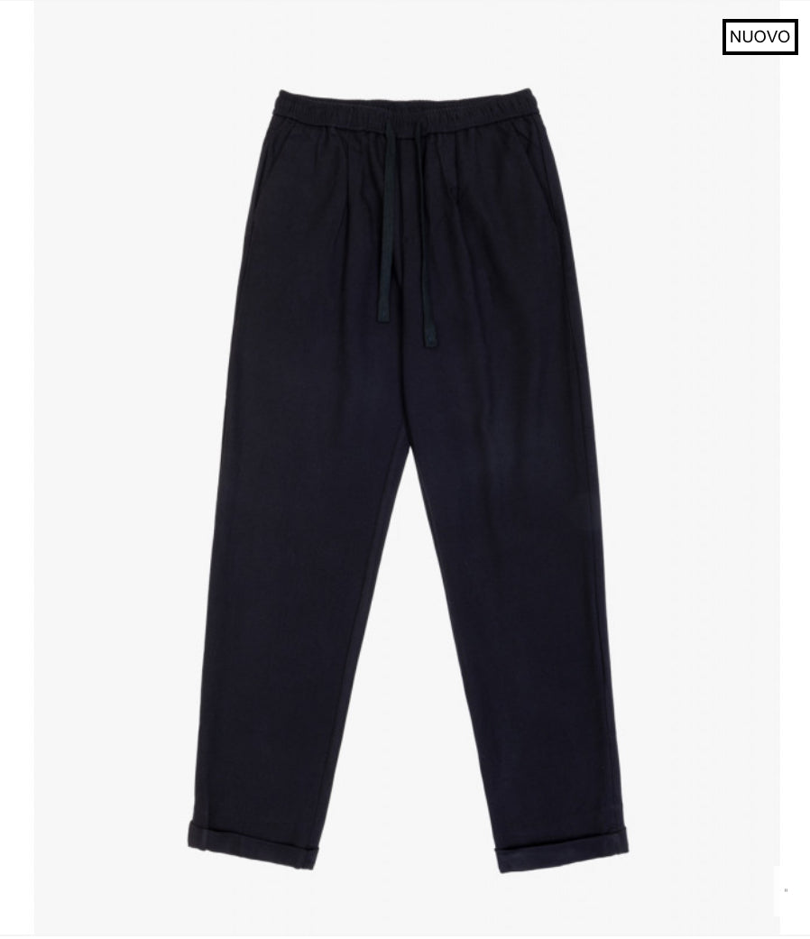 PANTALON JOGGER RELAXED AZUL CON PINZAS GIANNI LUPO