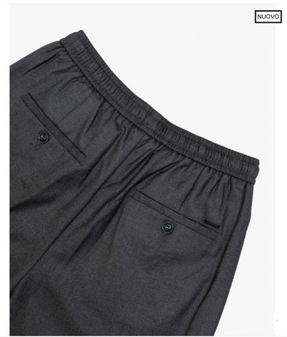 PANTALON JOGGER CON PINZAS GRIS GIANNI LUPO
