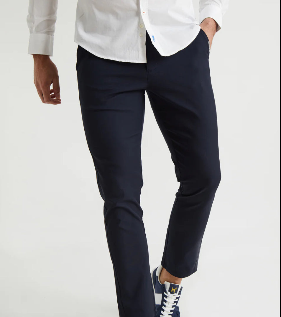 PANTALÓN CHINO TEJIDO TÉCNICO WILLIOT