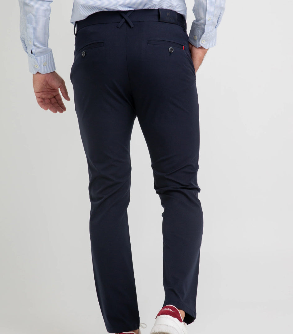 PANTALÓN CHINO TEJIDO TÉCNICO WILLIOT