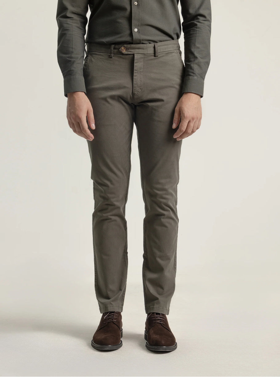 PANTALON CHINO TWILL VERDE BOSQUE PUROEGO