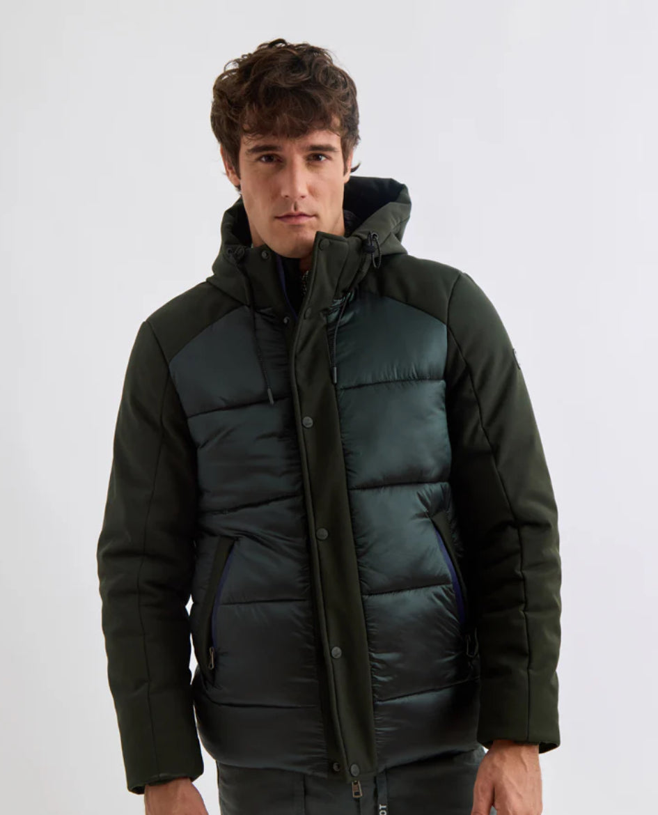 CHAQUETA TÉCNICA ULTRALIGERA VERDE WILLIOT