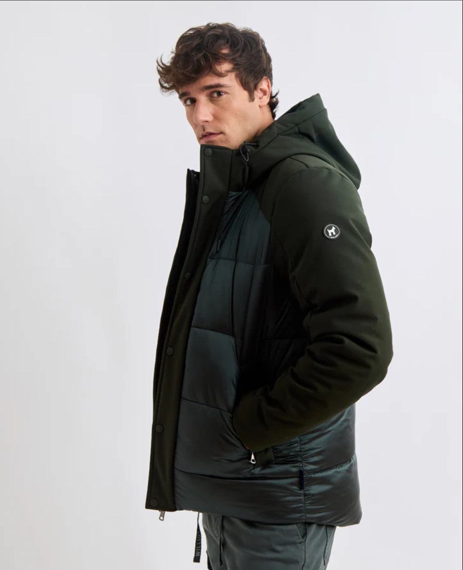 CHAQUETA TÉCNICA ULTRALIGERA VERDE WILLIOT