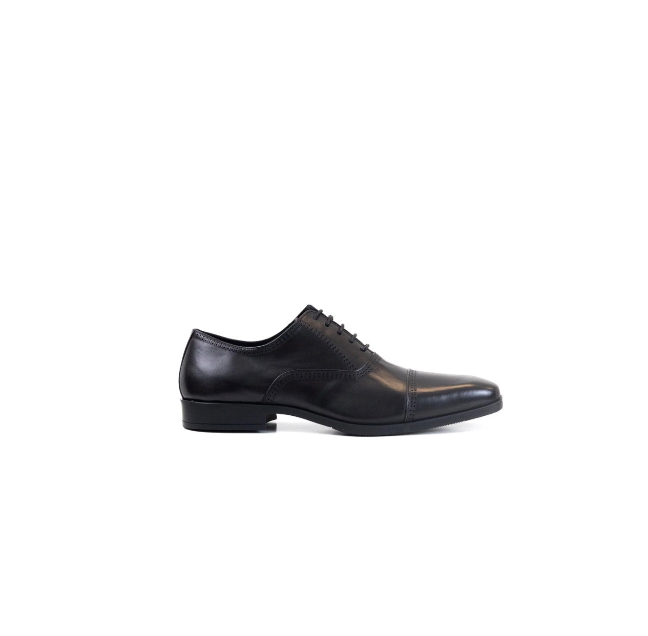 ZAPATO OXFORD QUARTER BROGUE NEGRO PUROEGO