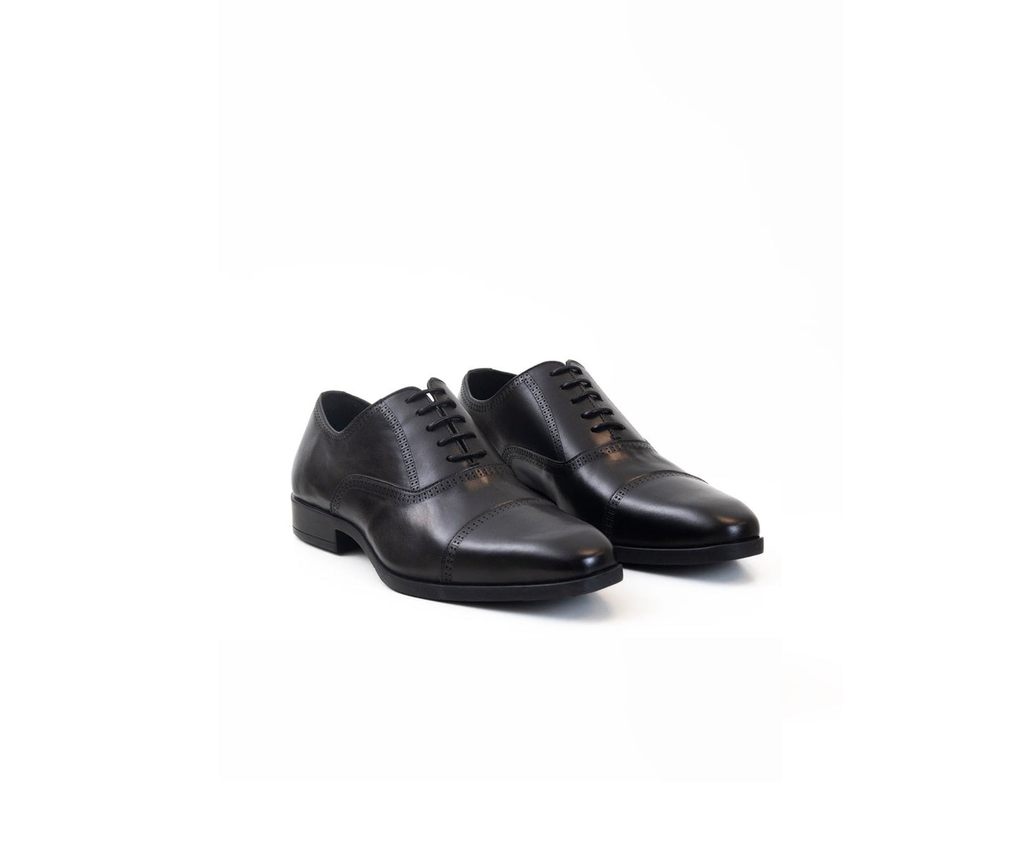 ZAPATO OXFORD QUARTER BROGUE NEGRO PUROEGO