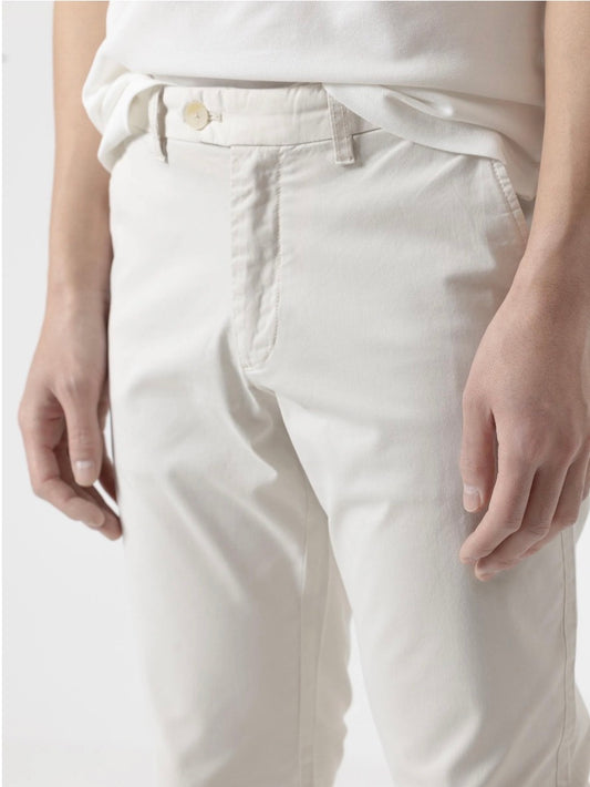 PANTALON CHINO TWILL MARFIL PUROEGO