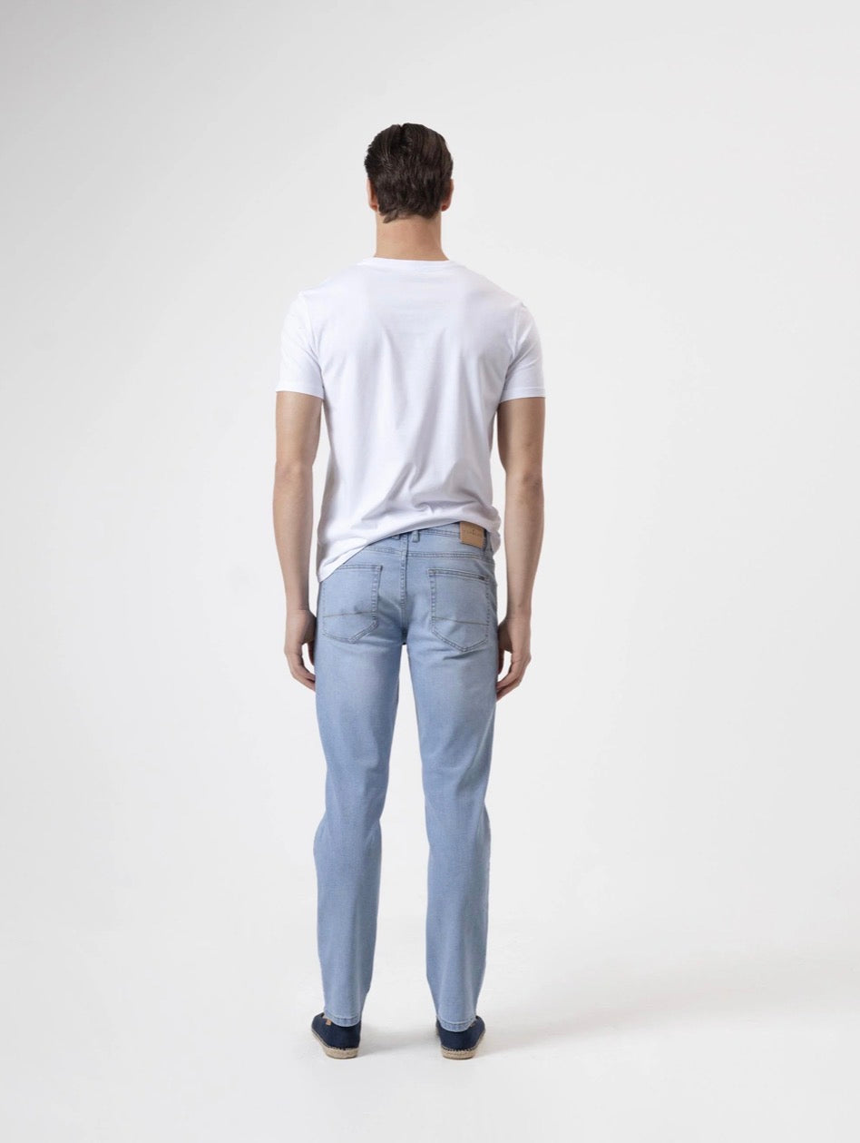 JEANS SLIM FIT AZUL CLARO PUROEGO