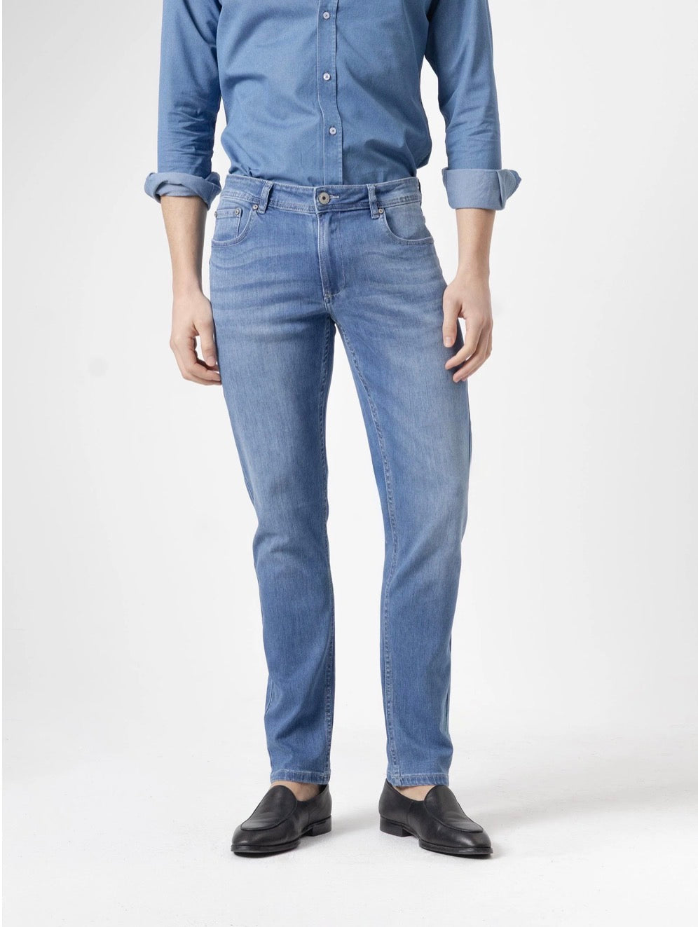 JEANS SLIM FIT LAVADOS PUROEGO