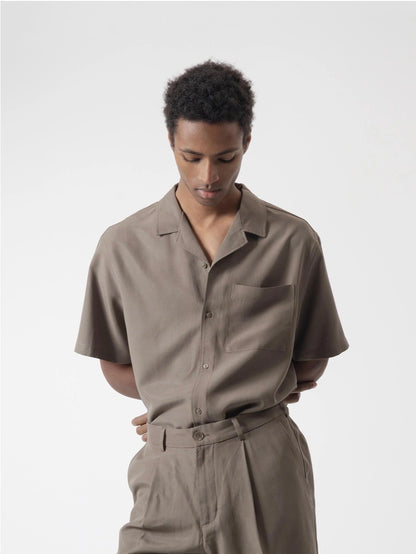 CAMISA SET CUELLO CUBANO CAQUI PUROEGO