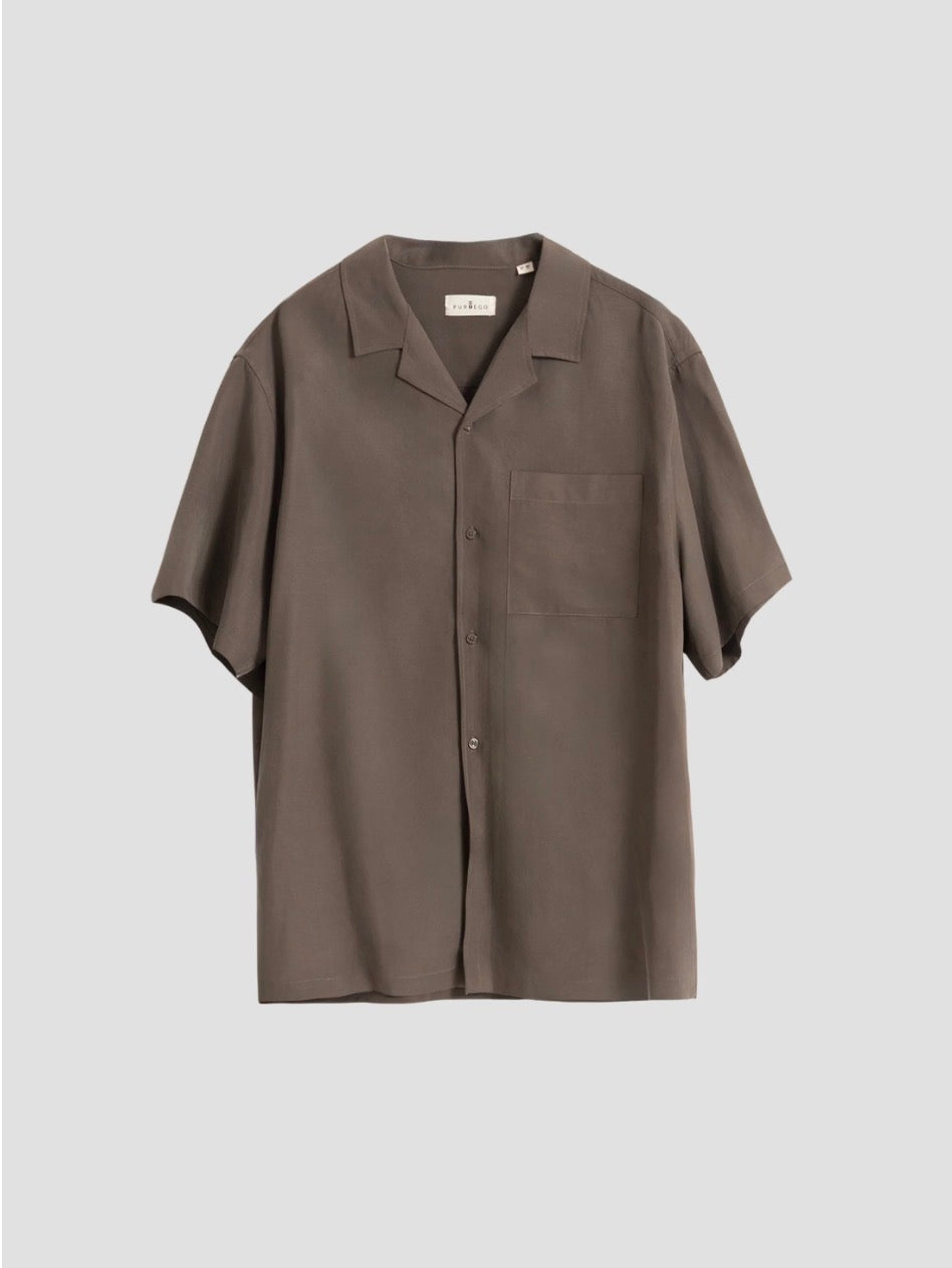 CAMISA SET CUELLO CUBANO CAQUI PUROEGO