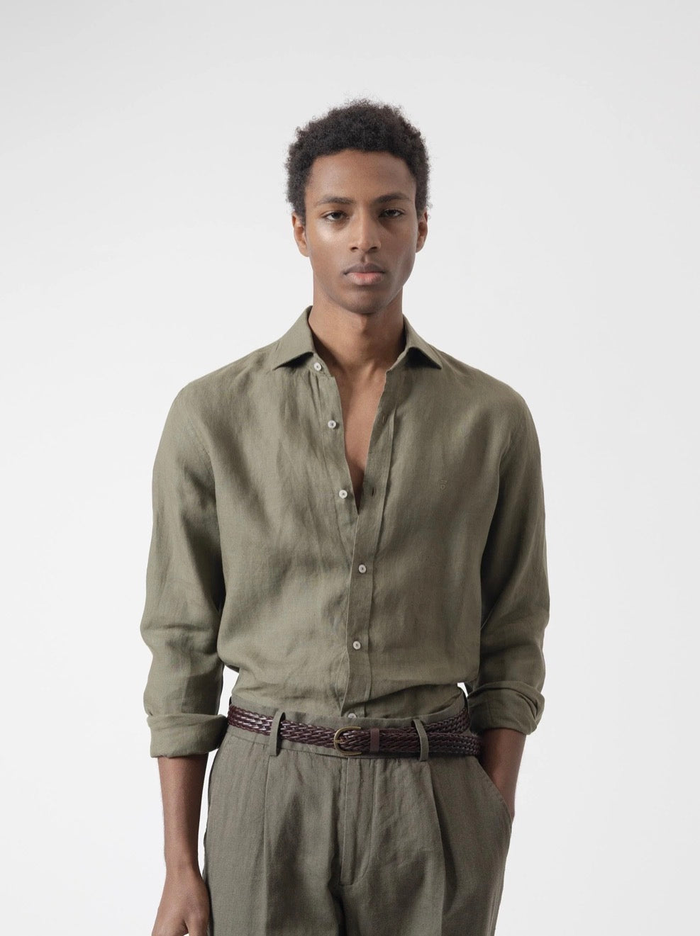 CAMISA LINO VERDE MILITAR PUROEGO
