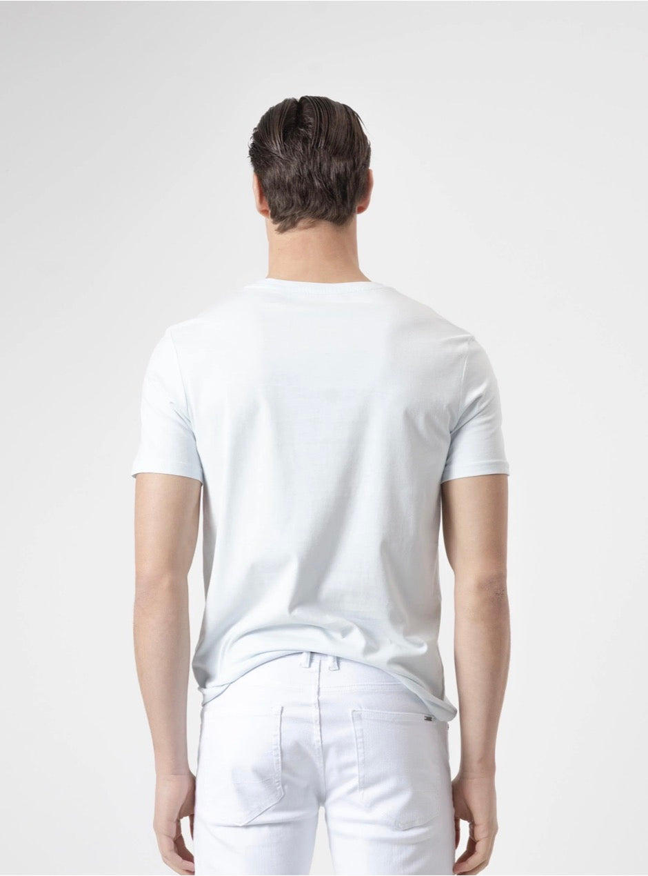 CAMISETA BÁSICA CELESTE PUROEGO
