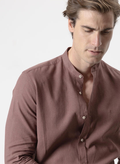 CAMISA CUELLO MAO LINO CHOCOLATE PUROEGO