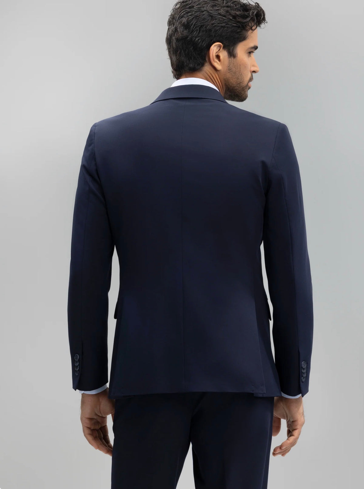BOSTON AMERICANA TRAJE SLIM FIT LISO MARINO