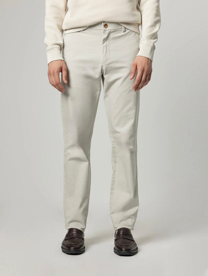 PUROEGO PANTALÓN CHINO FLEX FIT PIEDRA
