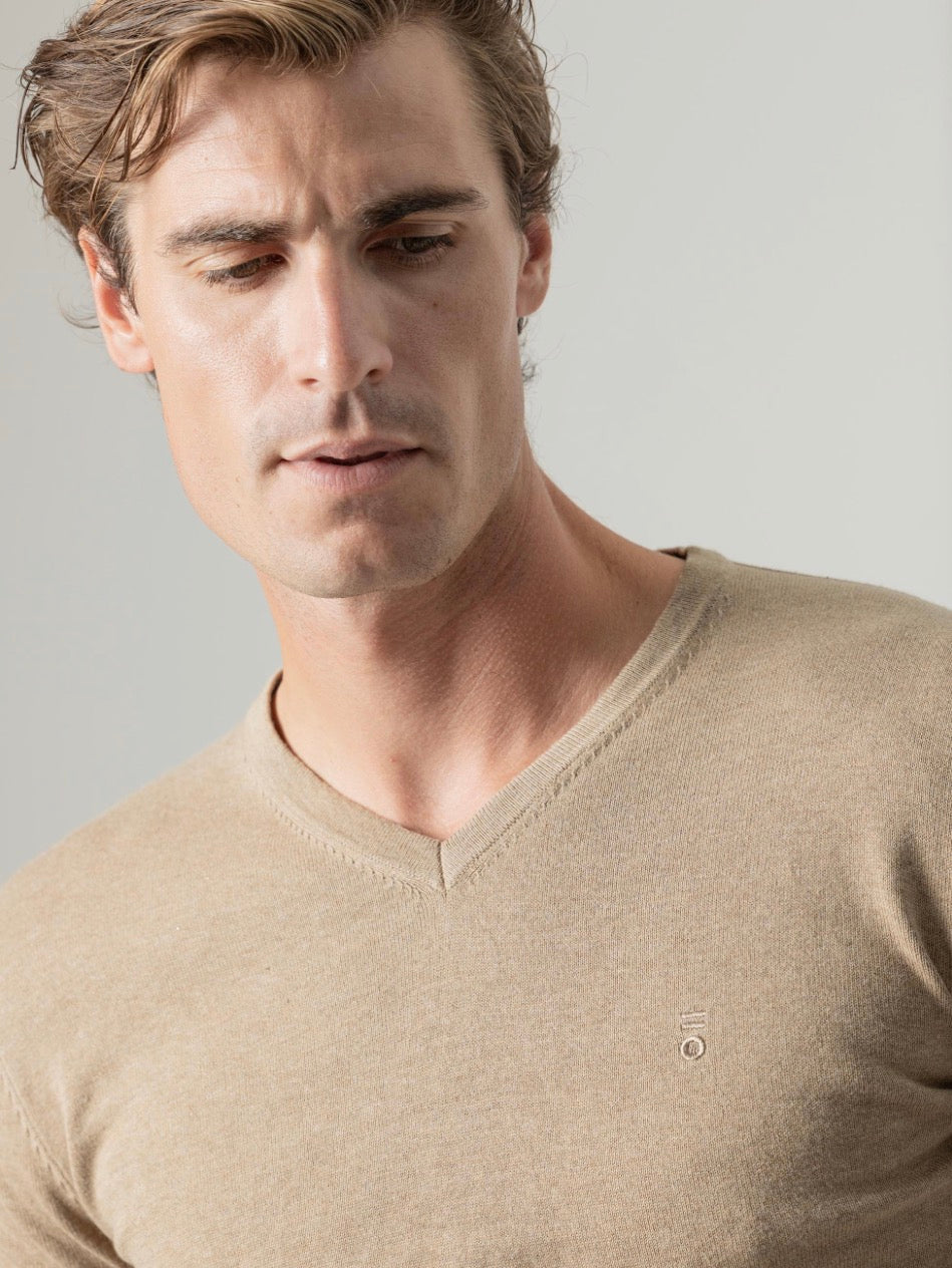 PUROEGO JERSEY CUELLO PICO TOSTADO